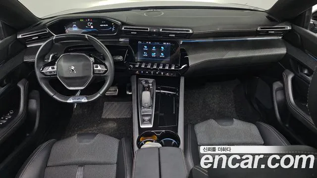 Peugeot 508 — интерьер