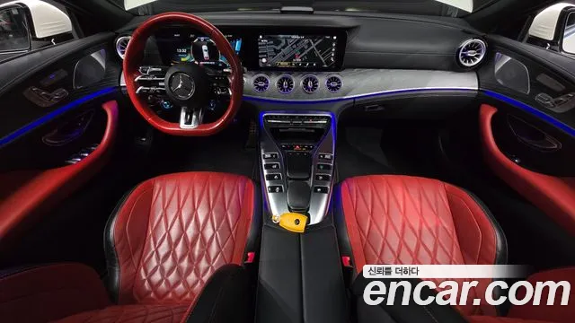 Mercedes-Benz AMG GT — интерьер
