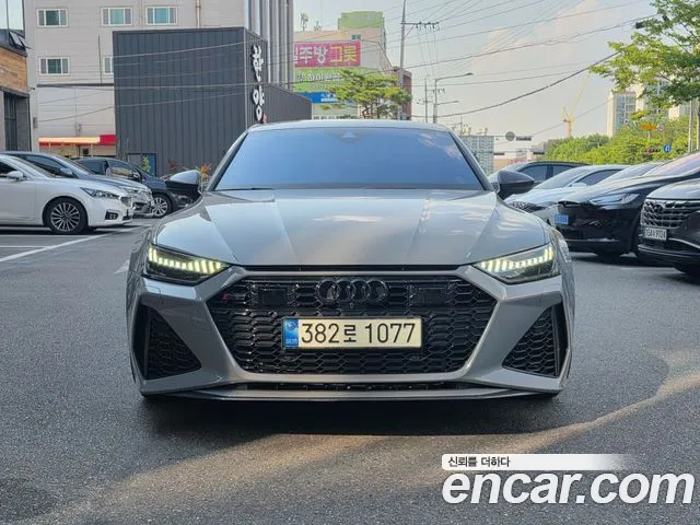 Audi RS7 — экстерьер