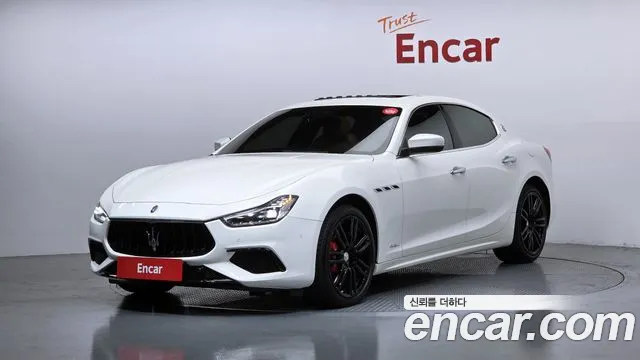 Maserati Ghibli