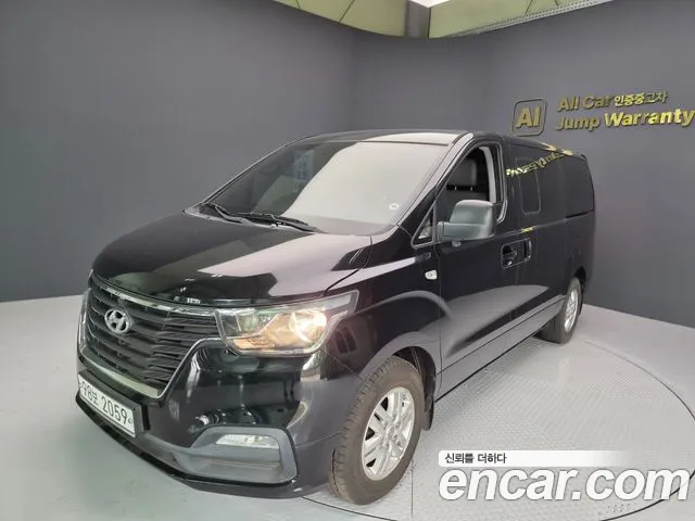 Hyundai Starex