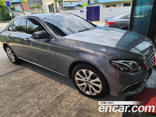 Mercedes-Benz E-класс