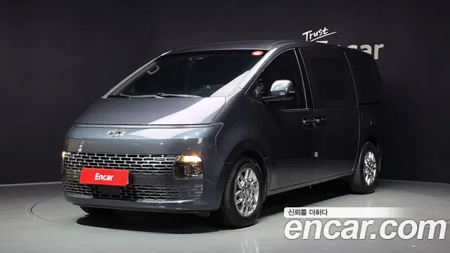 Hyundai Staria