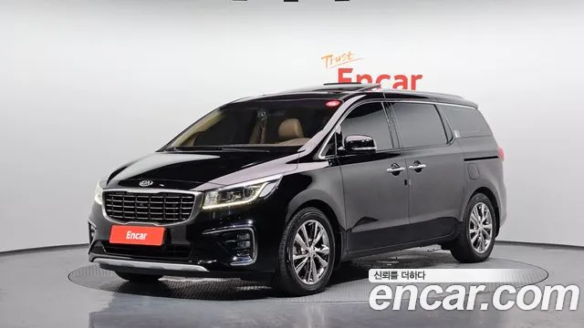 Kia Carnival — экстерьер