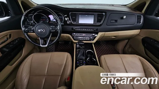 Kia Carnival — интерьер