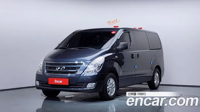 Hyundai Starex