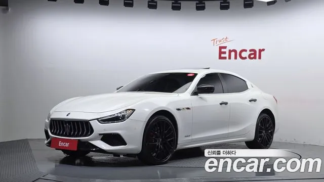 Maserati Ghibli