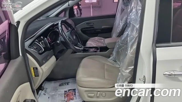 Kia Carnival — интерьер