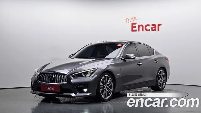 Infiniti Q50