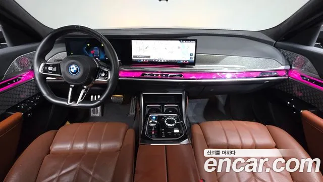 BMW i7 — интерьер