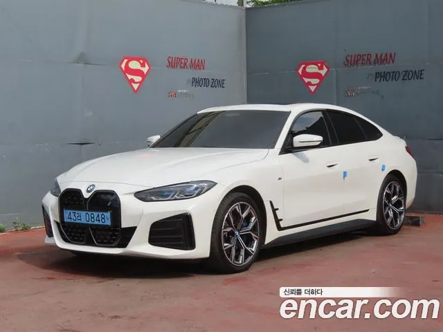 BMW i4