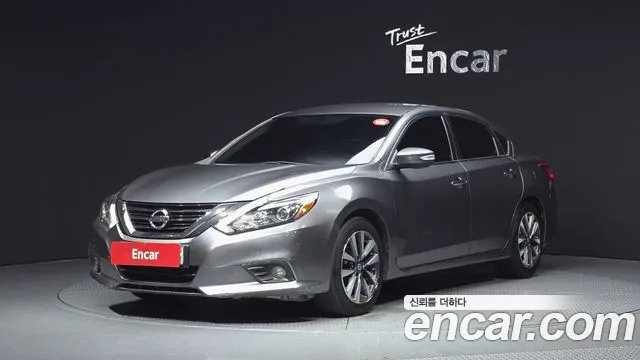 Nissan Altima
