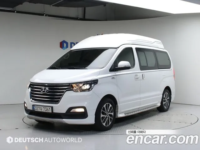 Hyundai Starex