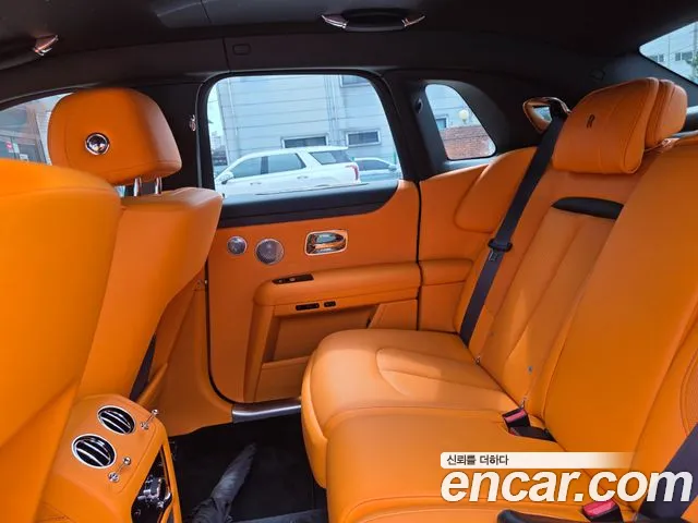 Rolls-Royce Ghost — интерьер