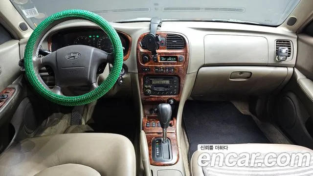 Hyundai Sonata — интерьер