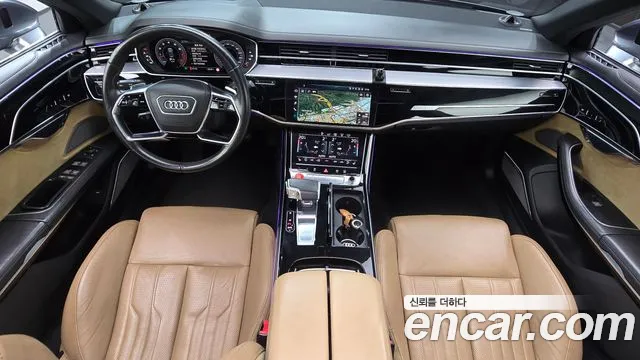 Audi A8 — интерьер
