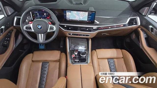 BMW X5M — интерьер