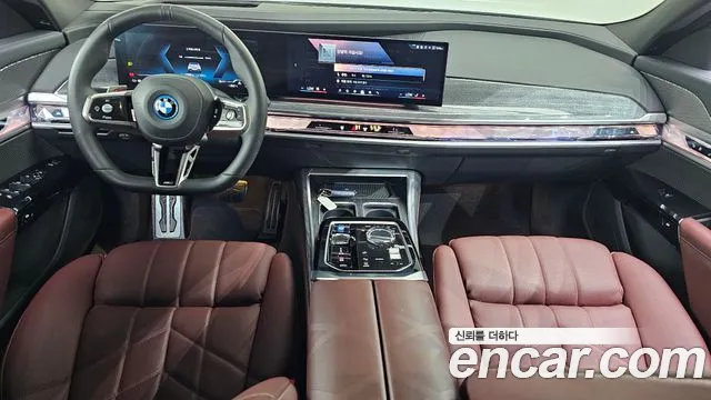 BMW i7 — интерьер