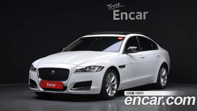 Jaguar XF