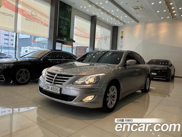 Hyundai Genesis