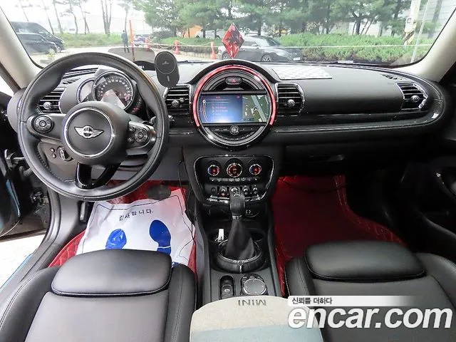 MINI Clubman — интерьер