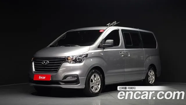 Hyundai Starex