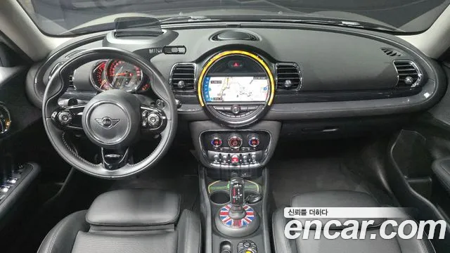 MINI Clubman — интерьер