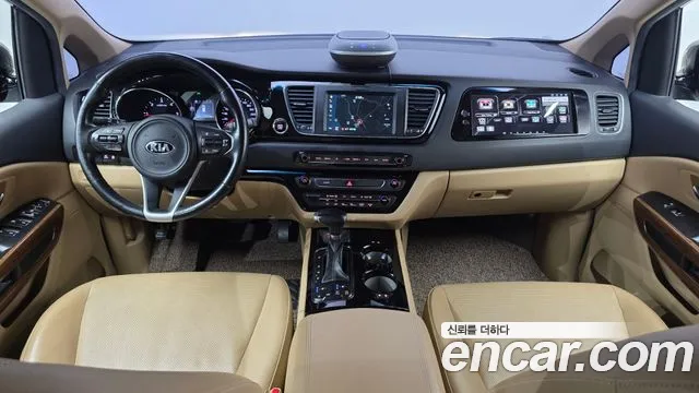 Kia Carnival — интерьер