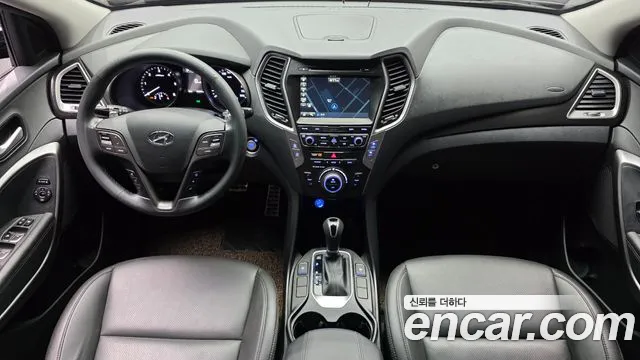 Hyundai Santa Fe — интерьер