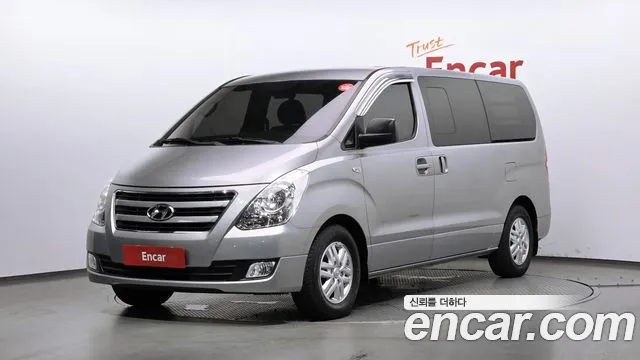 Hyundai Starex