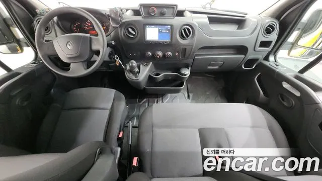 Renault Korea Master — интерьер