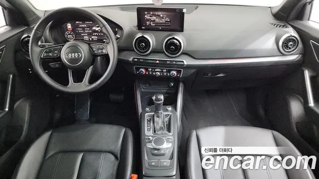 Audi Q2 — интерьер