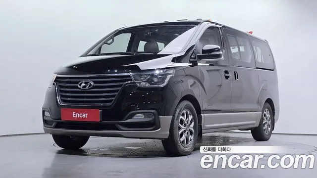 Hyundai Starex