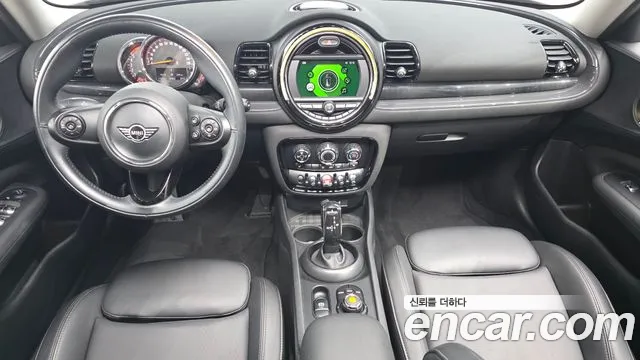 MINI Clubman — интерьер