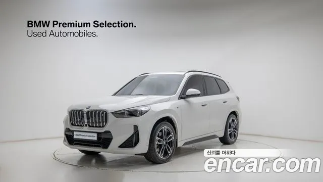 BMW iX1