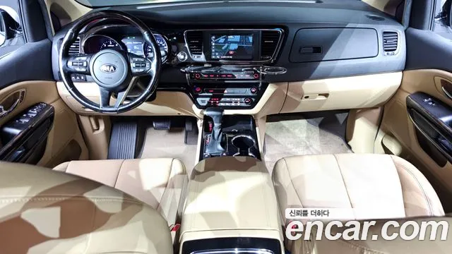 Kia Carnival — интерьер