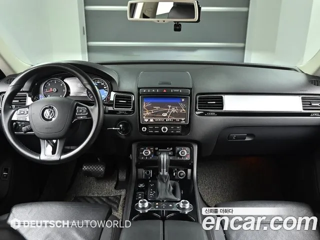 Volkswagen Touareg — интерьер