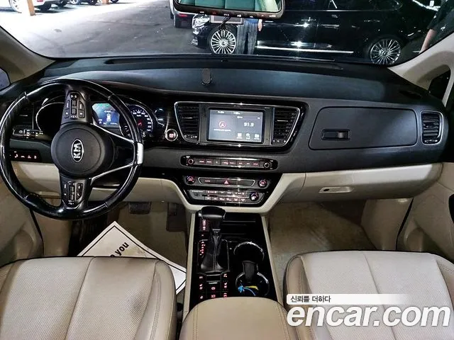 Kia Carnival — интерьер