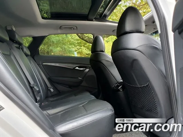 Hyundai i40 — интерьер