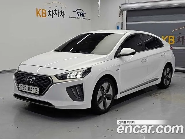 Hyundai Ioniq