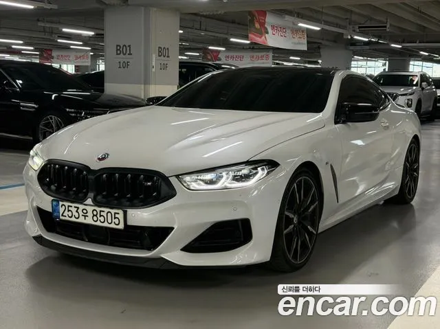 BMW 8 серия