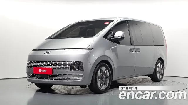 Hyundai Staria