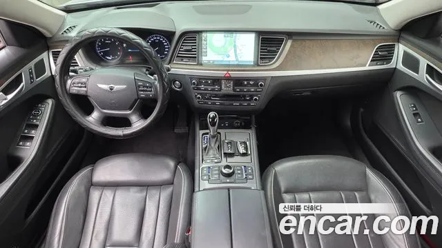 Hyundai Genesis — интерьер