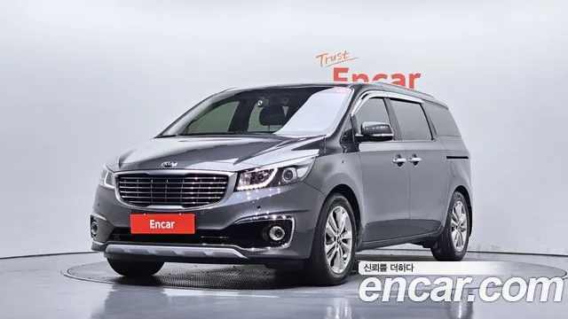 Kia Carnival — экстерьер