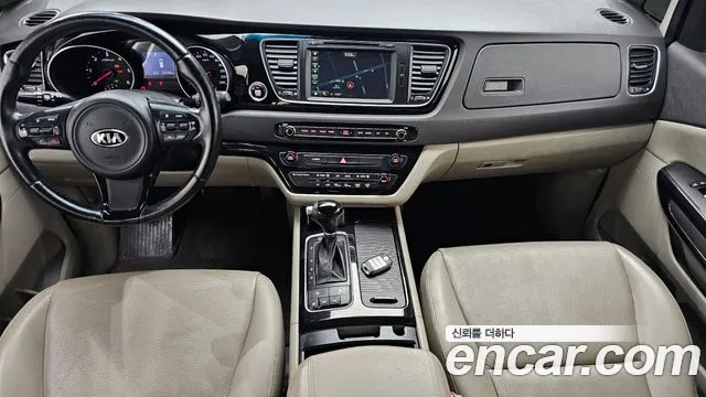 Kia Carnival — интерьер