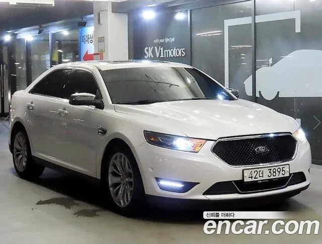 Ford Taurus