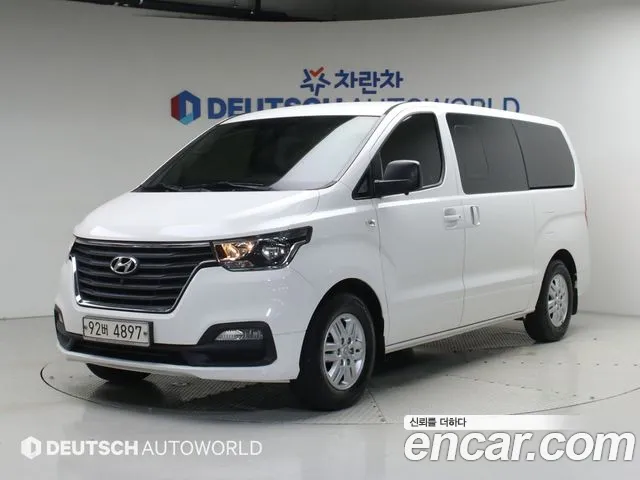 Hyundai Starex