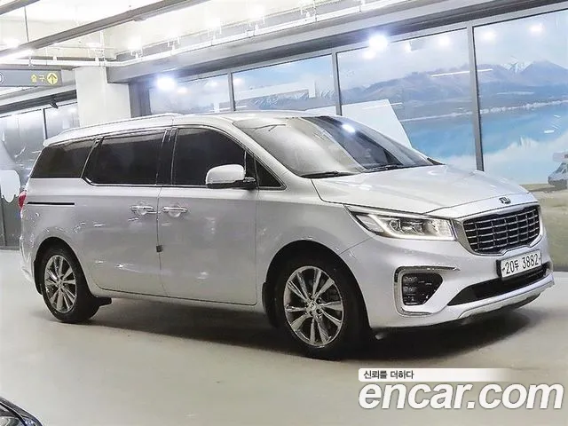 Kia Carnival — экстерьер