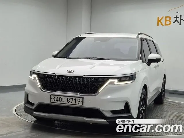 Kia Carnival — экстерьер