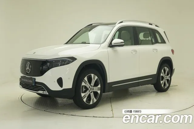 Mercedes-Benz EQB
